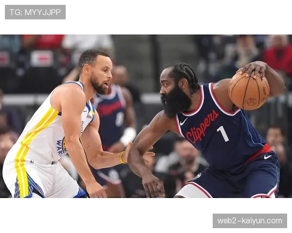 NBA赛场：杜兰特四战110分，平哈登队史最快纪录